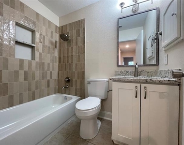 2916 Kathleen Lane - Photo Thumbnail 24