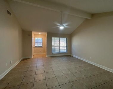 2916 Kathleen Lane - Photo Thumbnail 27