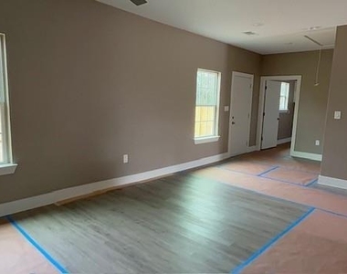 3513 Tomahawk Drive - Photo Thumbnail 14