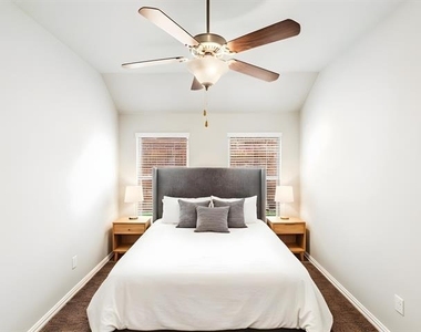 16609 Spence Park Lane - Photo Thumbnail 15