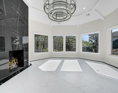 6363 Pintail Lane - Photo Thumbnail 7