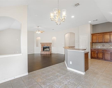 6528 Sierra Madre Drive - Photo Thumbnail 4