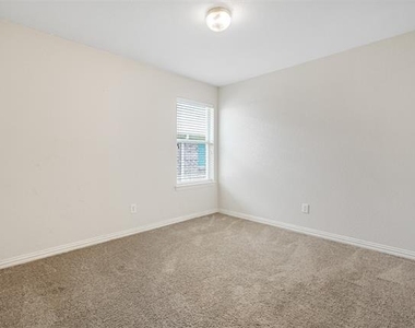 6528 Sierra Madre Drive - Photo Thumbnail 17