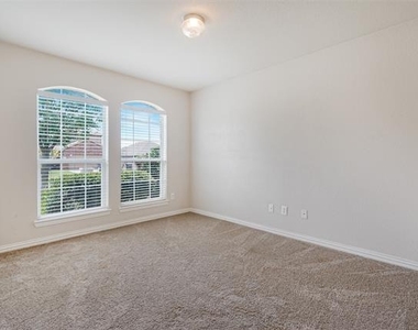 6528 Sierra Madre Drive - Photo Thumbnail 15