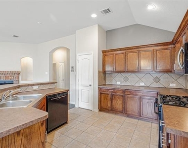 6528 Sierra Madre Drive - Photo Thumbnail 2