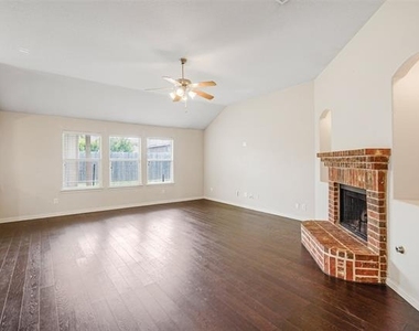 6528 Sierra Madre Drive - Photo Thumbnail 7