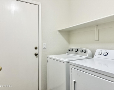 38564 N La Grange Lane - Photo Thumbnail 19