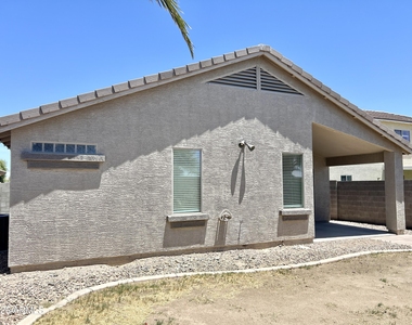 38564 N La Grange Lane - Photo Thumbnail 23
