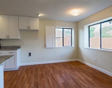 6536 Bronze Leaf Drive - Photo Thumbnail 17