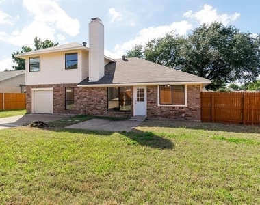 6536 Bronze Leaf Drive - Photo Thumbnail 32