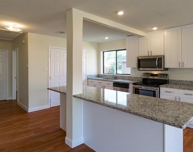 6536 Bronze Leaf Drive - Photo Thumbnail 21