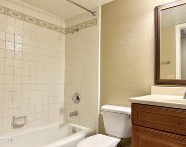 17 E Ruth Avenue - Photo Thumbnail 12
