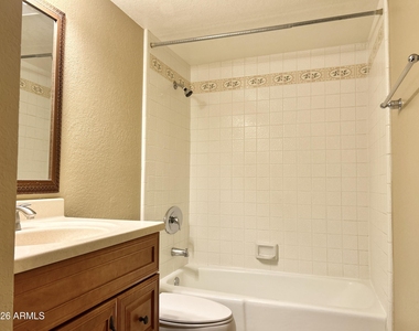 17 E Ruth Avenue - Photo Thumbnail 9