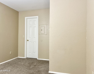 17 E Ruth Avenue - Photo Thumbnail 11