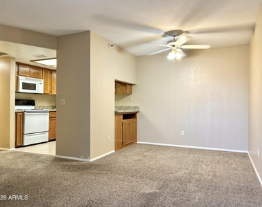 17 E Ruth Avenue - Photo Thumbnail 3