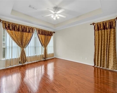 3920 Autumn Lane - Photo Thumbnail 19