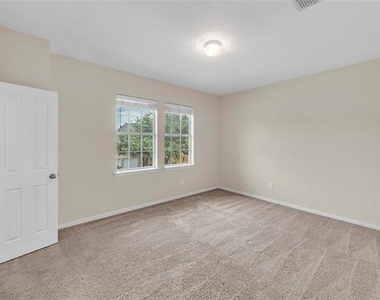 3920 Autumn Lane - Photo Thumbnail 30