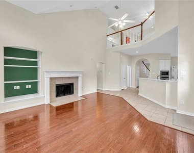 3920 Autumn Lane - Photo Thumbnail 18