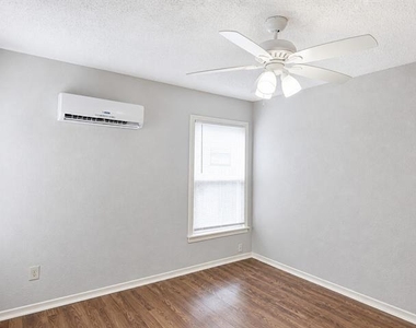 1817 Brittain Street - Photo Thumbnail 13