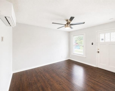 1817 Brittain Street - Photo Thumbnail 3
