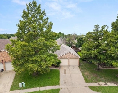 522 Colt Drive - Photo Thumbnail 35