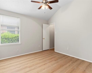 522 Colt Drive - Photo Thumbnail 28