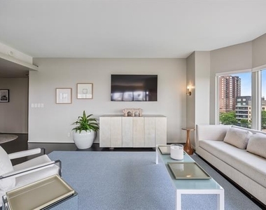 3030 Mckinney Avenue - Photo Thumbnail 3