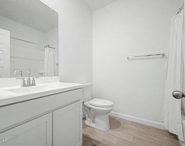 2058 S 241st Avenue - Photo Thumbnail 25