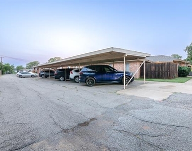 756 E Pecan Street - Photo Thumbnail 20