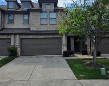 945 Brookville Court - Photo Thumbnail 1