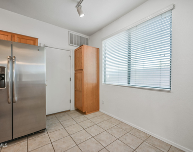 14314 W Cora Lane - Photo Thumbnail 11