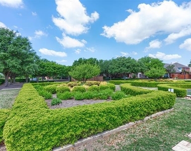7576 Petersburgh Place - Photo Thumbnail 32