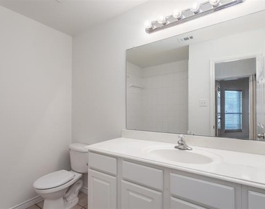 7576 Petersburgh Place - Photo Thumbnail 14