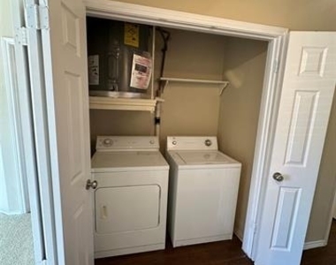 630 W Canty Street - Photo Thumbnail 7