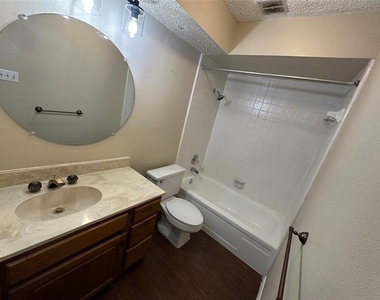 630 W Canty Street - Photo Thumbnail 12