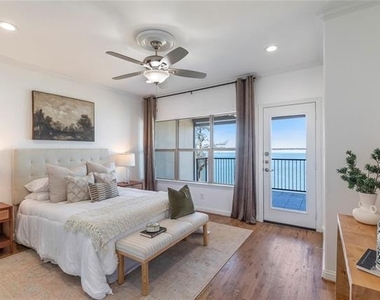 500 Waters Edge Drive - Photo Thumbnail 20