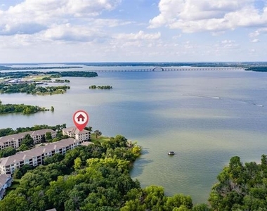 500 Waters Edge Drive - Photo Thumbnail 5