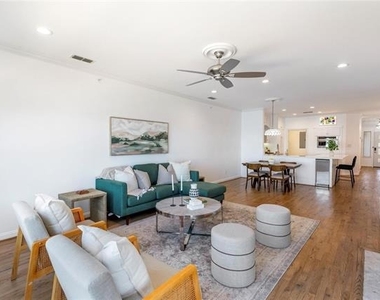 500 Waters Edge Drive - Photo Thumbnail 15