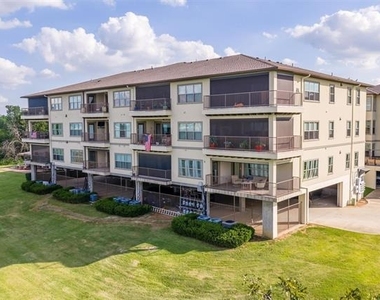 500 Waters Edge Drive - Photo Thumbnail 3