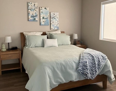 8683 E Commons Circle - Photo Thumbnail 3