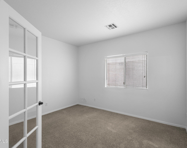 15623 W Ocotillo Lane - Photo Thumbnail 12