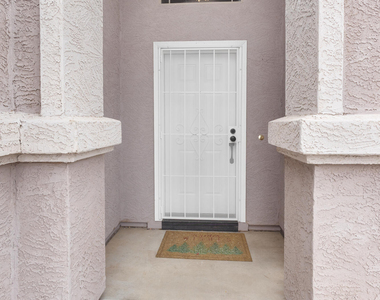 15623 W Ocotillo Lane - Photo Thumbnail 2
