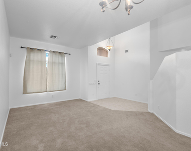 15623 W Ocotillo Lane - Photo Thumbnail 5
