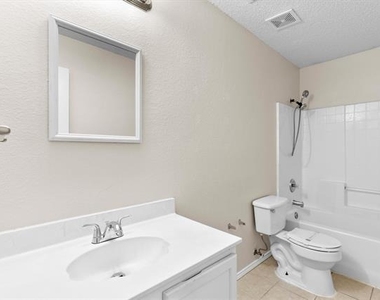 3104 Westview Drive - Photo Thumbnail 18