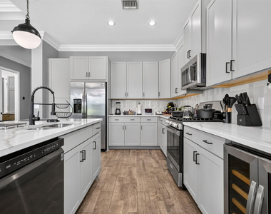 15660 Goldfinch Circle - Photo Thumbnail 10