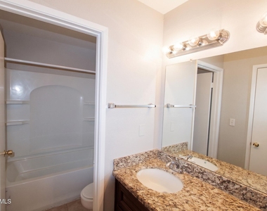 410 E 9th Avenue - Photo Thumbnail 6
