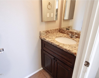 410 E 9th Avenue - Photo Thumbnail 7