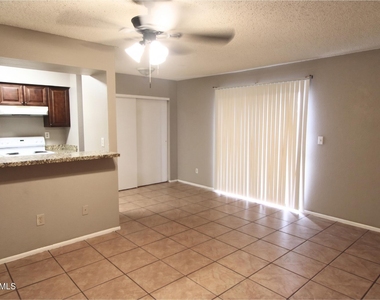 410 E 9th Avenue - Photo Thumbnail 3