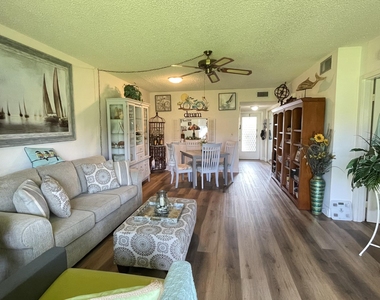 4 Abbey Lane - Photo Thumbnail 8