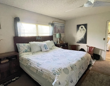 4 Abbey Lane - Photo Thumbnail 10